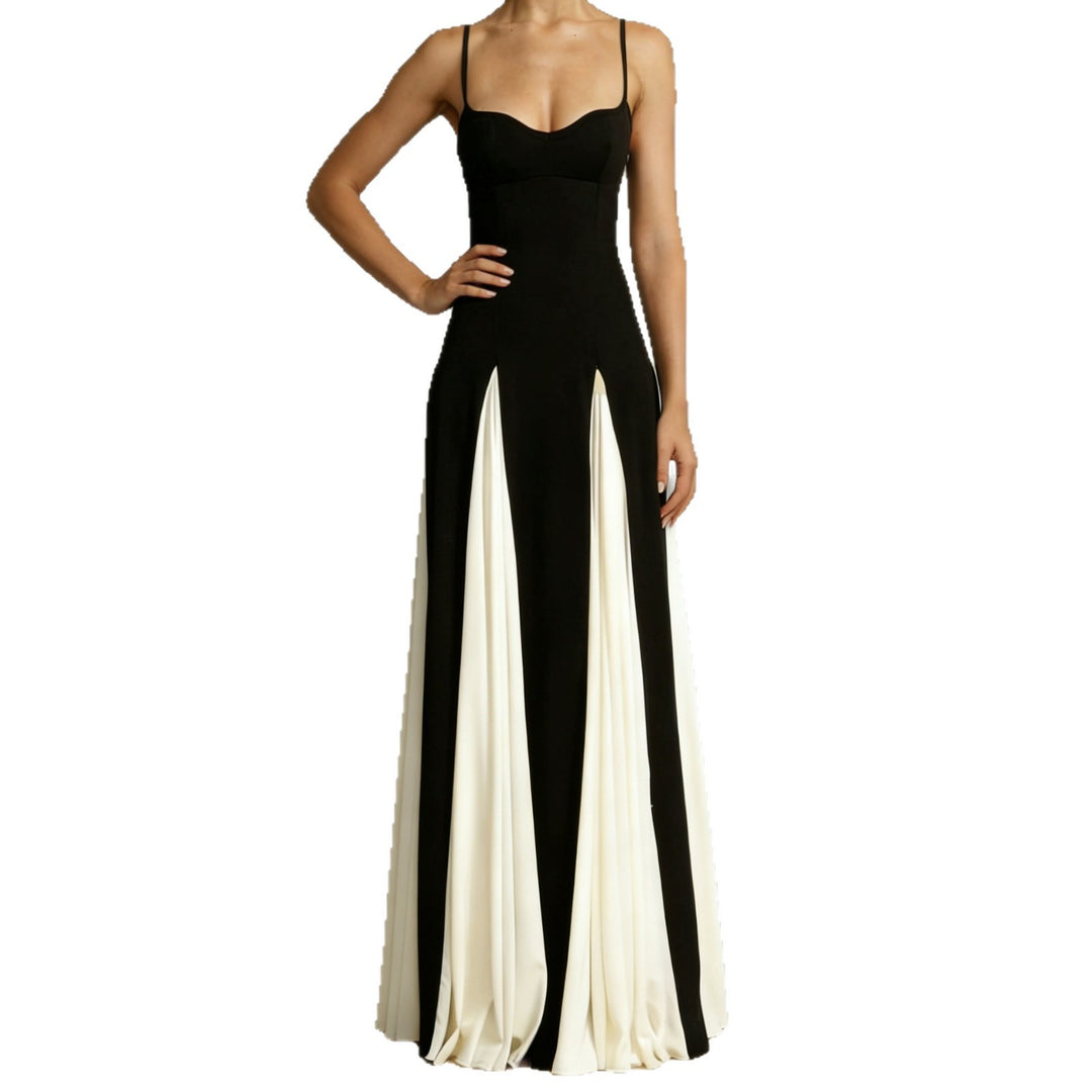 Damen Elegantes Abendkleid mit asymmetrischem Rock und zarten Trägern Echo Archiv