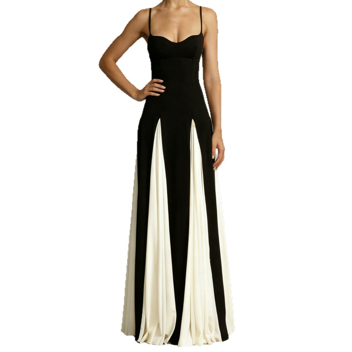 Damen Elegantes Abendkleid mit asymmetrischem Rock und zarten Trägern Echo Archiv