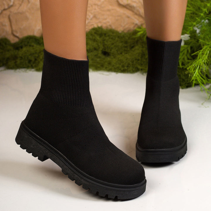 Damen nan gestrickte Sock-Stiefelette mit elastischem Rippbund stoßdämpfender Leichtsohle und robustem Traktorprofil Echo Archiv