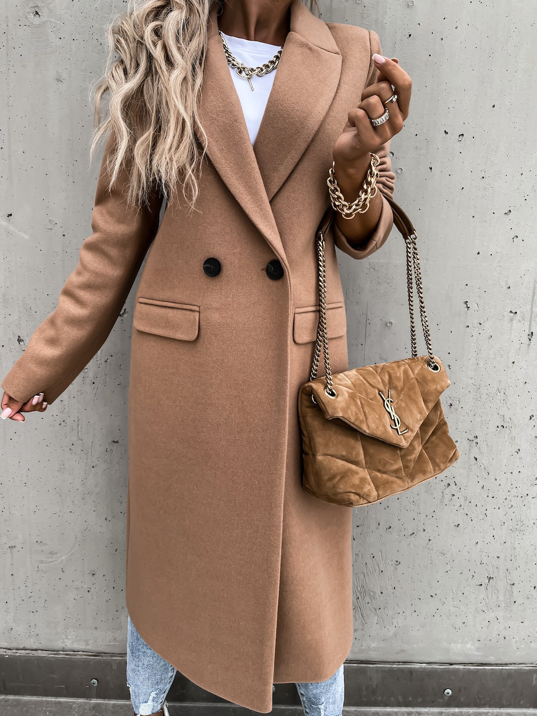 Damen nan klassischer Wollmantel mit doppelreihiger Knopfleiste und Oversize-Schnitt Echo Archiv