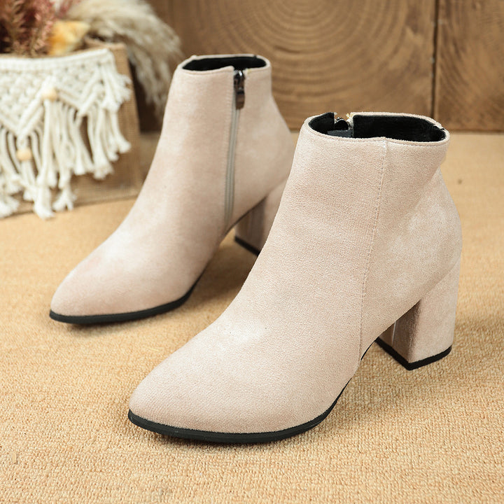 Damen Ankleboots mit Blockabsatz, spitzer Zehenpartie und seitlichem Reißverschluss – Varelle