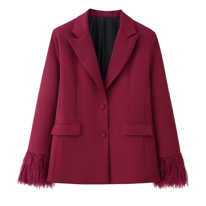 Damen Zweiteiliges Anzugset mit Federbesatz an Ärmeln und weiter Marlenehose Echo Archiv