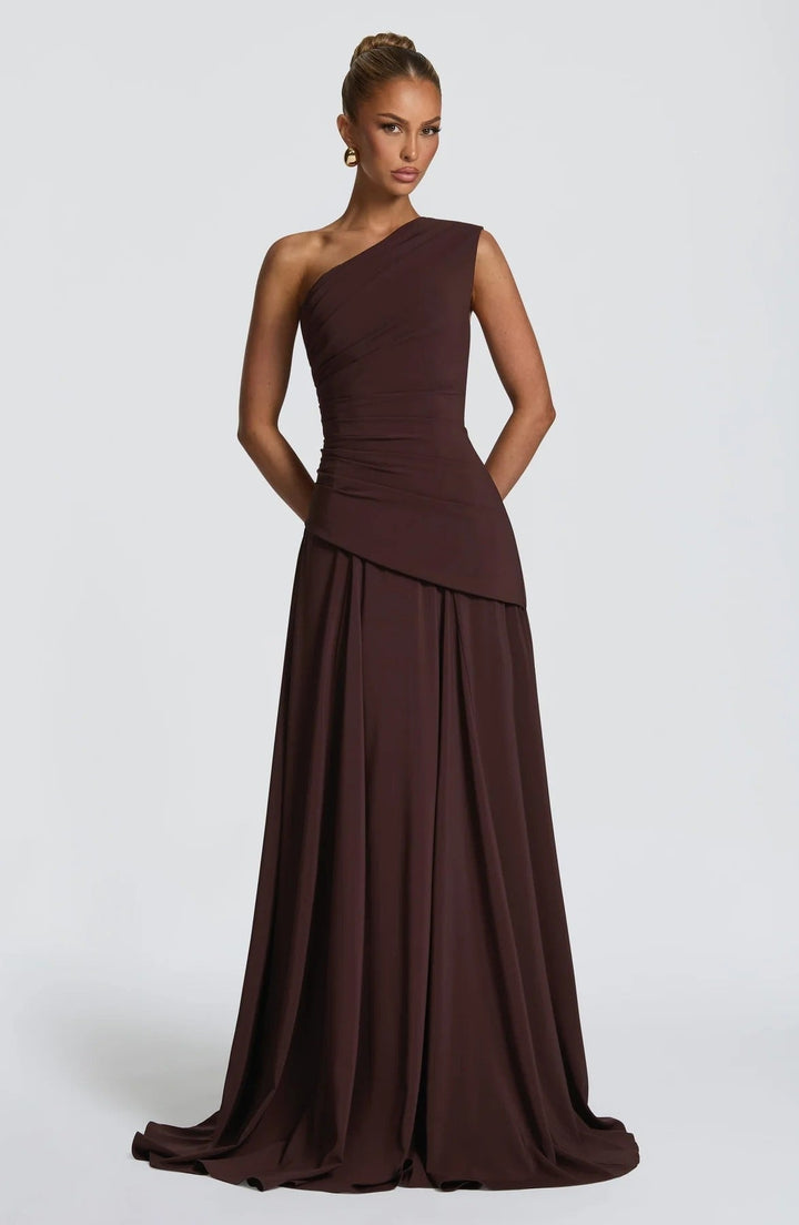 Damen Elegantes One-Shoulder Maxikleid mit fließenden Drapierungen Echoarchiv