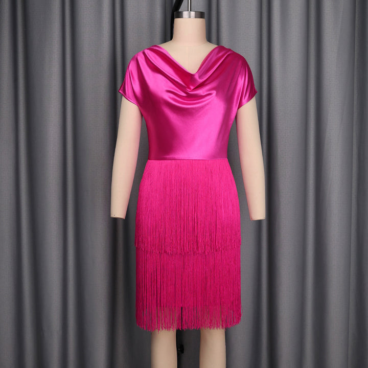 Damen schimmerndes Fransen Kleid mit eleganter Drapierung Echo Archiv