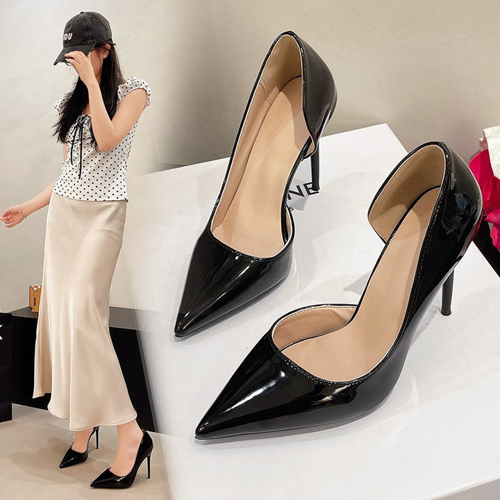 Damen Elegante Lack-Pumps mit spitzer Zehenform und Cut-Out-Ferse Echo Archiv