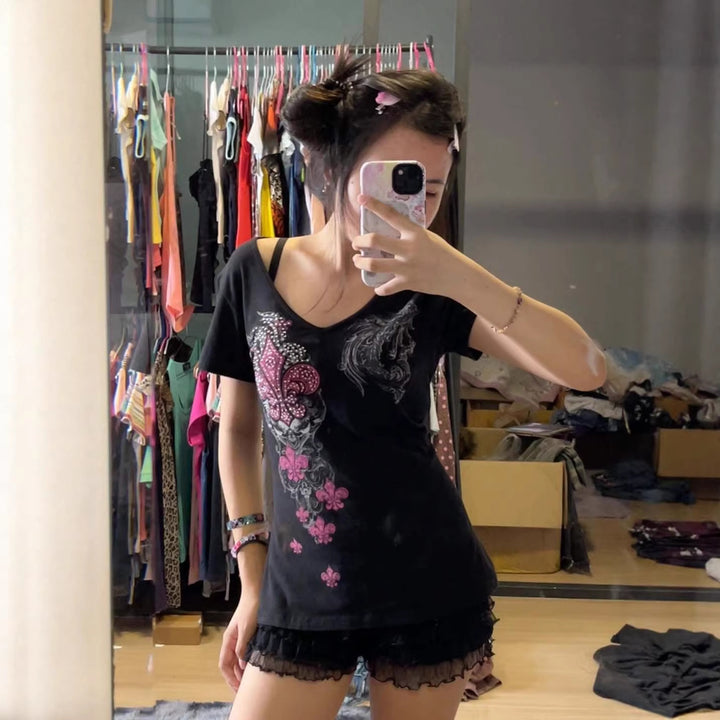 Damen T-Shirt mit einzigartigem floralem Design Echo Archiv