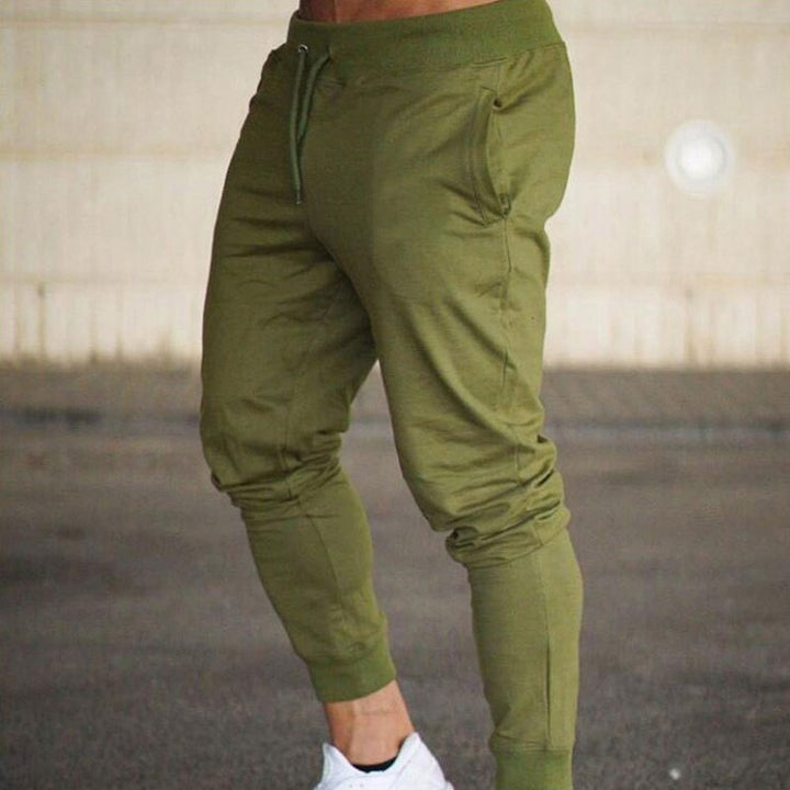 Herren stylische Jogginghose mit modernen Einsätzen und praktischen Taschen Echoarchiv