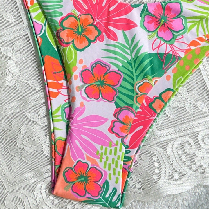Damen Triangel-Bikini mit farbenfrohem Blumendesign Echo Archiv