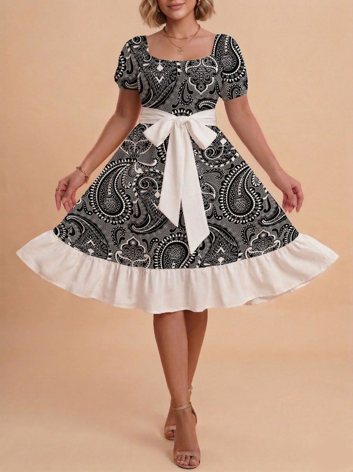 Damen Verspieltes Maxikleid mit Bärenmuster und taillierbarem Band Echo Archiv