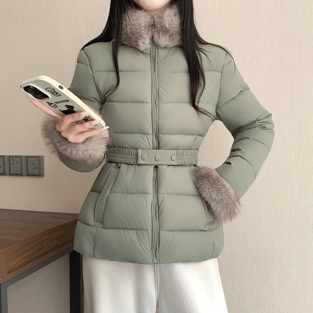 Damen nan taillierte Thermo-Kurzjacke mit elastischem Taillengürtel, Webpelzkragen und Kunstfellmanschetten Echo Archiv