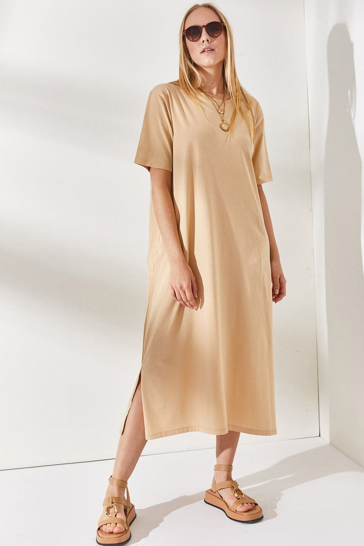 Damen schlichtes langärmliges Kleid mit seitlichen Schlitzen und komfortablem Schnitt Echo Archiv