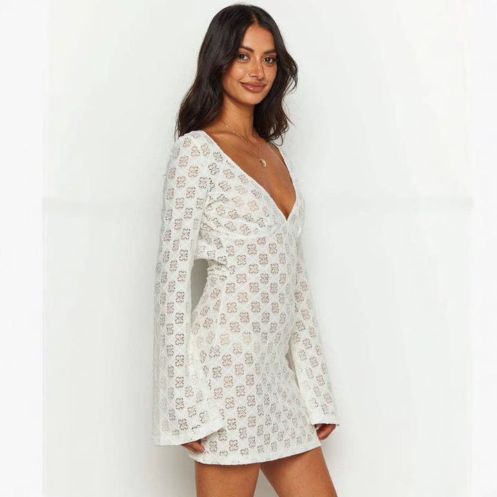 Damen Spitzen-Kleid mit V-Ausschnitt und langen Ärmeln Echo Archiv