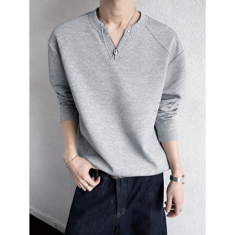 Herren Oversize-Sweatshirt mit V‑Schlitz, Raglanärmeln und Nieten-Details Echo Archiv