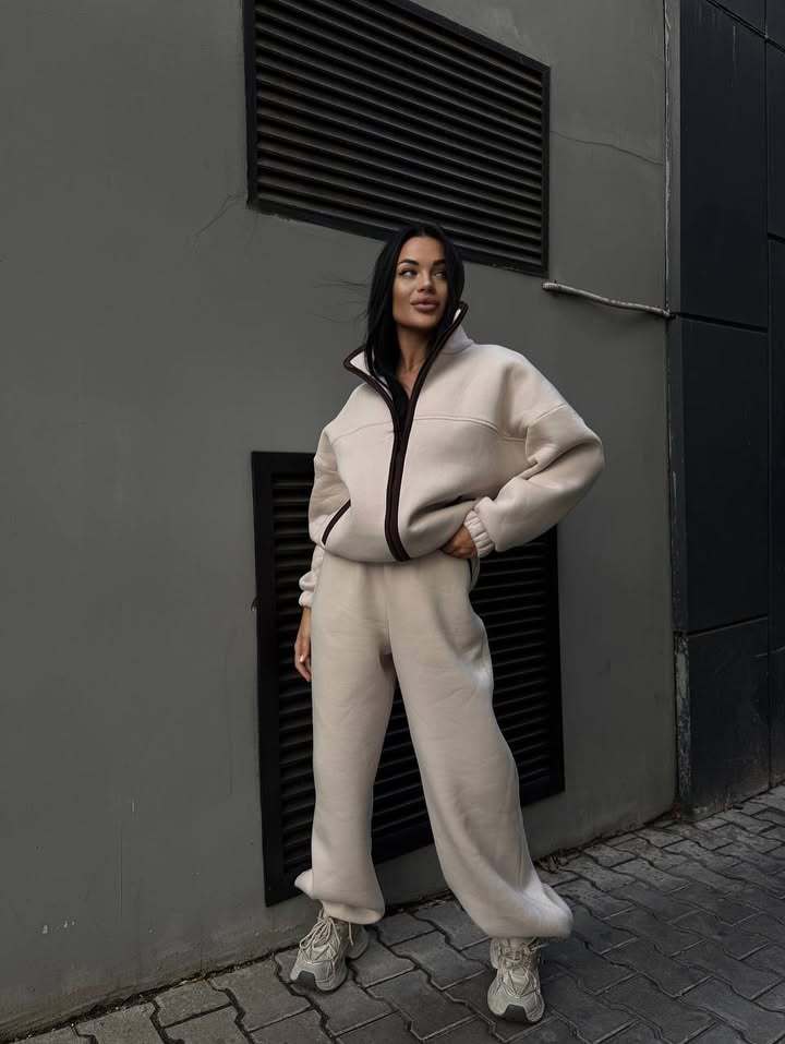 Damen Komfortabler Fleece-Jogginganzug Echo Archiv