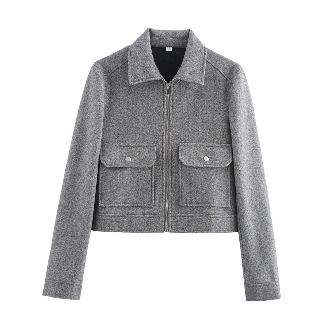 Damen kurze Boxy-Wolljacke mit durchgehendem Reißverschluss und aufgesetzten Pattentaschen Echo Archiv