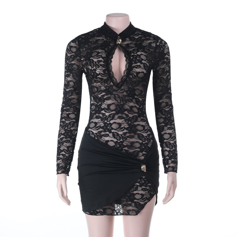 Damen Spitzenkleid mit tiefem V-Ausschnitt und raffiniertem Wickel-Design Echo Archiv