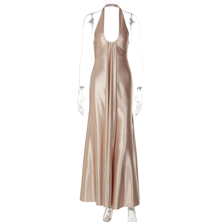 Damen Maxi Kleid mit eleganter Halterneck-Detaillierung und fließendem Schnitt Echo Archiv