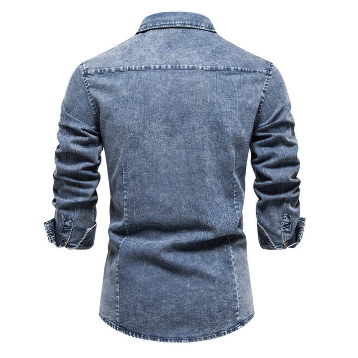 Herren Denim Hemdbluse mit zwei Brusttaschen und geschmackvollen Stickereien Echoarchiv