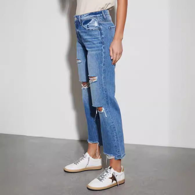 Damen Destroyed Jeans im modischen Bootcut-Stil Echo Archiv
