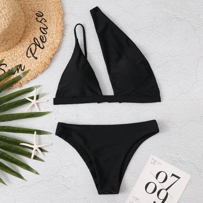 Damen Cut-Out Bikini mit asymmetrischem Oberteil und verstellbaren Trägern Echo Archiv