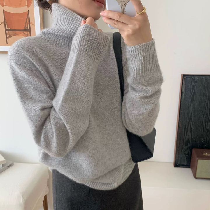 Damen Flauschiger Rollkragenpullover aus Wollmix mit gerippten Bündchen – Mavelle