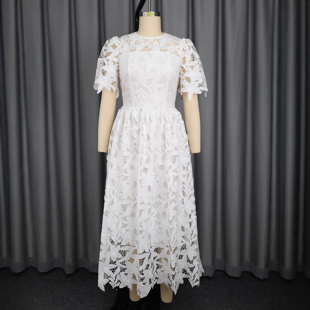 Damen Spitzen-Maxikleid mit floralem Design Echo Archiv