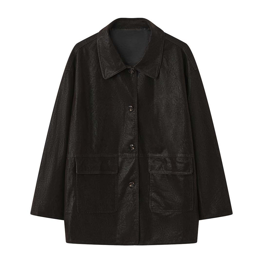 Damen Oversize Kunstleder-Hemdjacke mit breitem Kragen und Pattentaschen Echoarchiv