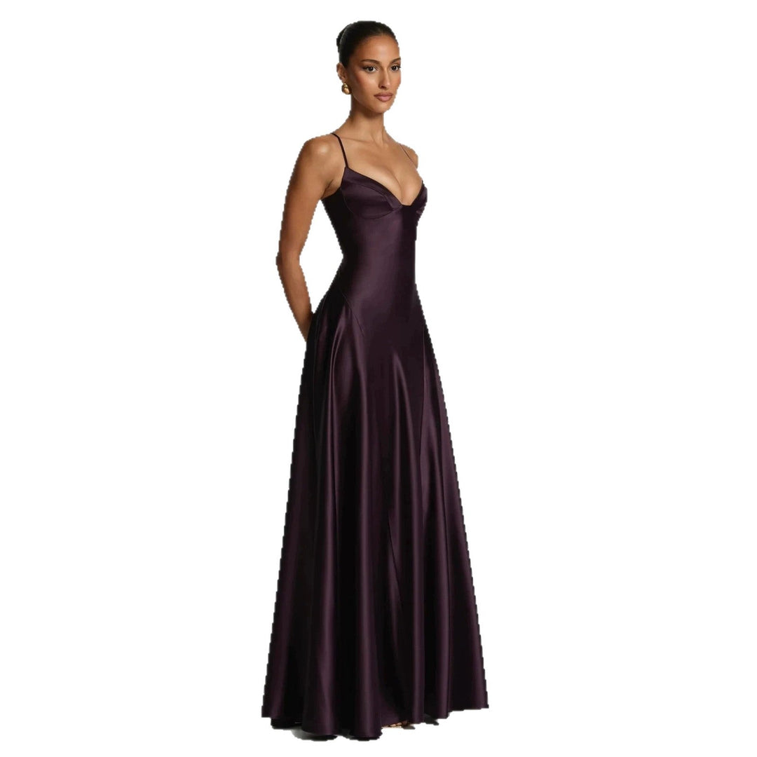Damen elegantes Satin-Maxikleid mit raffinierten Spaghettiträgern Echoarchiv