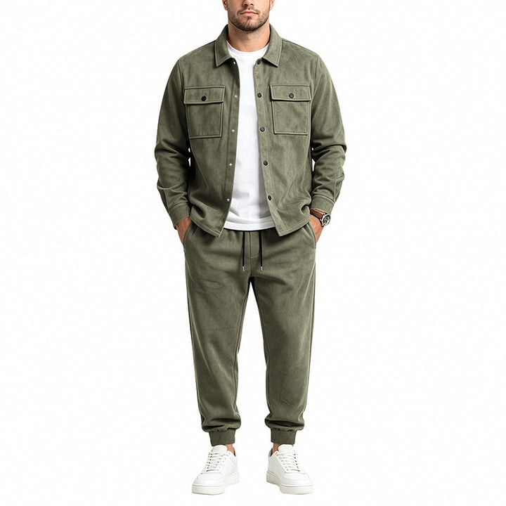 Herren Modernes Overshirt- und Jogginghosen-Set aus Mikrofleece mit Brustklappen Echoarchiv