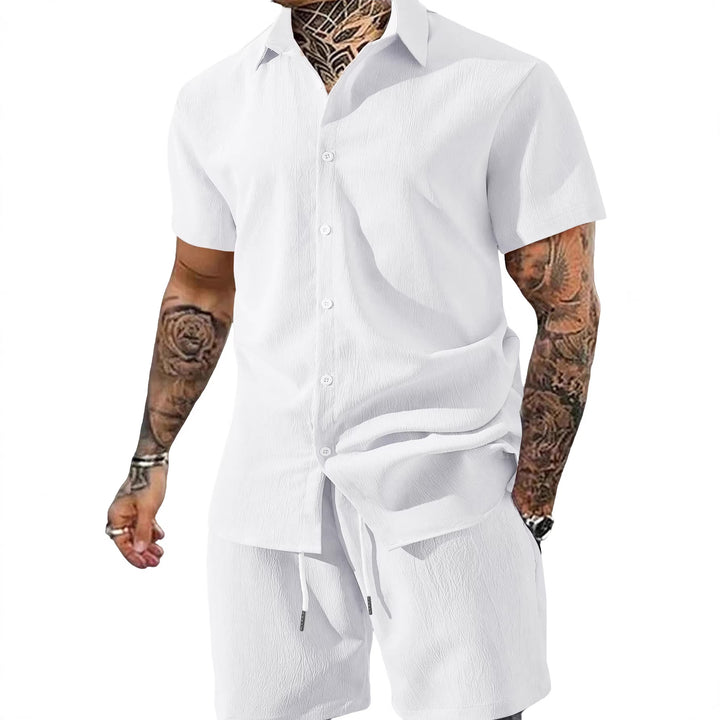 Herren nan Crinkle-Lounge-Set mit offenem Revershemd, integriertem Kurzarm-T-Shirt und Kordel-Bermuda Echo Archiv