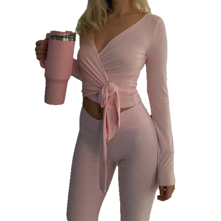 Damen Wickel-Crop-Top mit Knotenbund und Highwaist Bootcut-Leggings-Set – Avérine
