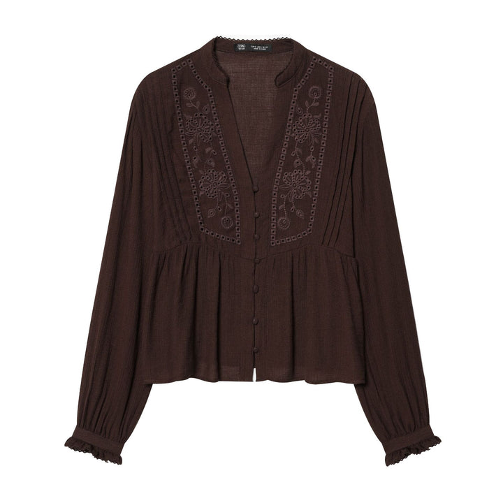 Damen leichte bestickte Baumwollbluse im Boho‑Stil mit Stehkragen, Zierknopfleiste und geraffter Empire‑Taille – Élovi