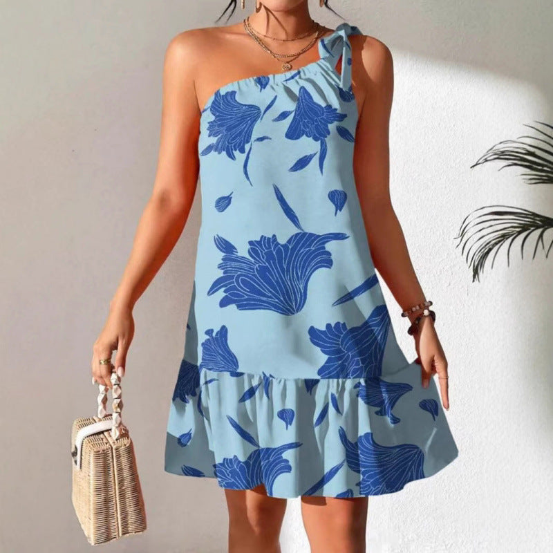 Damen Sommerliches Minikleid mit verspieltem Volant und asymmetrischem Saum Echo Archiv