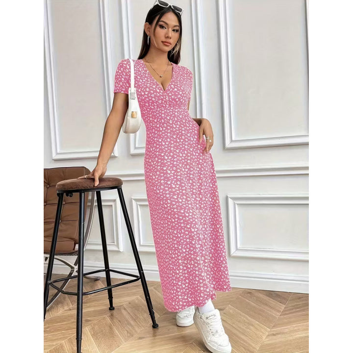 Damen Maxikleid mit vorteilhaftem V-Ausschnitt und floralem Muster Echo Archiv