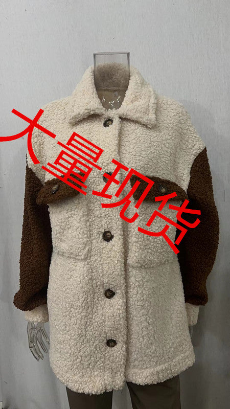 Damen nan oversized Teddy-Hemdjacke mit Kontraststreifen, aufgesetzten Brusttaschen und sichtbarer Knopfleiste Echo Archiv