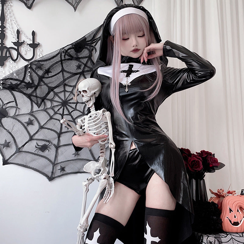 Damen Gothic Nonnenkostüm mit ausdrucksstarkem Design und transparentem Überrock Echo Archiv