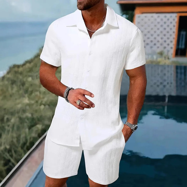 Herren Freizeitanzug mit strukturiertem Oberteil und Shorts Echoarchiv