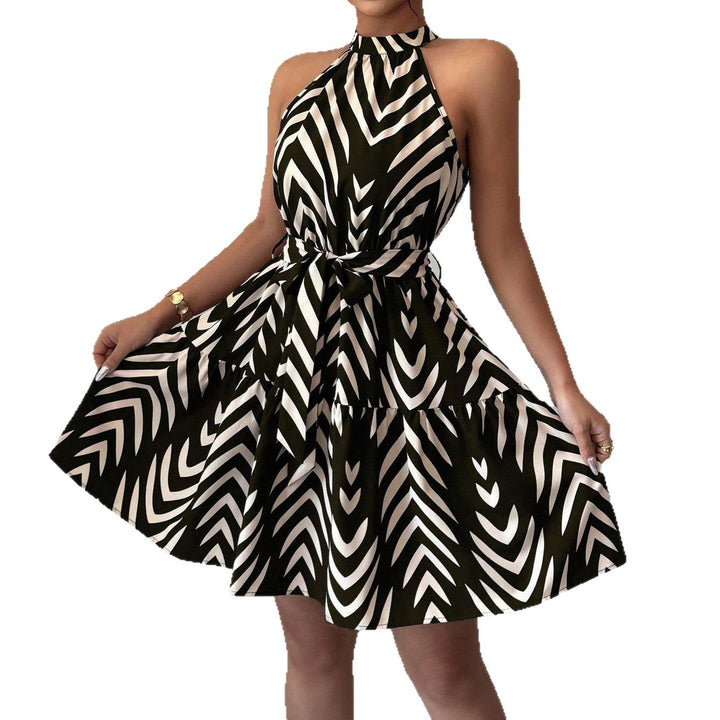 Damen Gestuftes Chiffon‑Sommerkleid mit Neckholder, Taillengürtel und grafischem Print Echo Archiv
