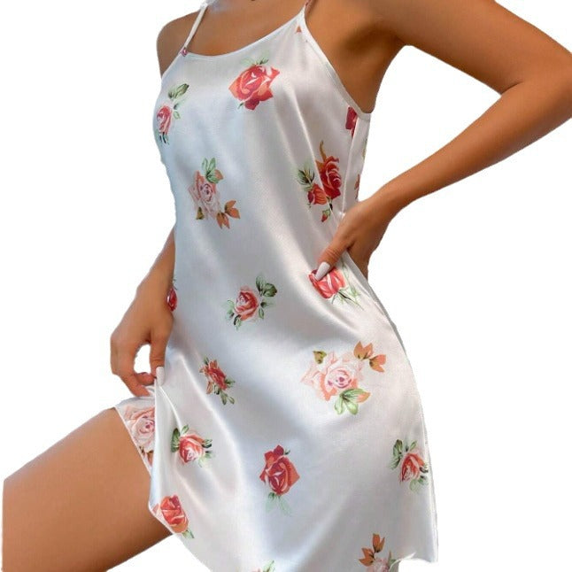 Damen Satin-Nachtkleid mit floralem Design und Spaghettiträgern Echo Archiv