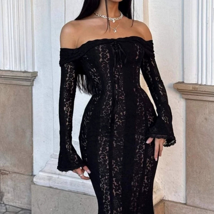 Damen Elegantes Spitzenkleid im figurbetonten Schnitt mit Off-Shoulder Design Echo Archiv