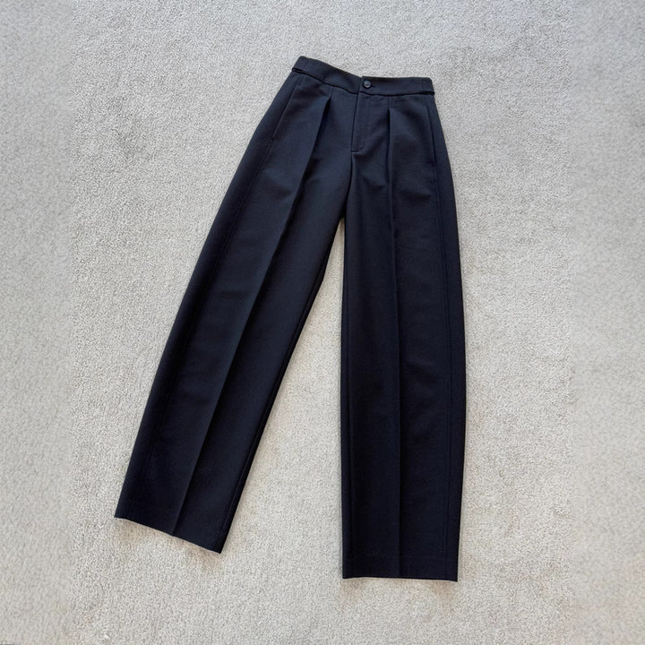 Damen Elegante weite Stoffhose mit Falten Echoarchiv