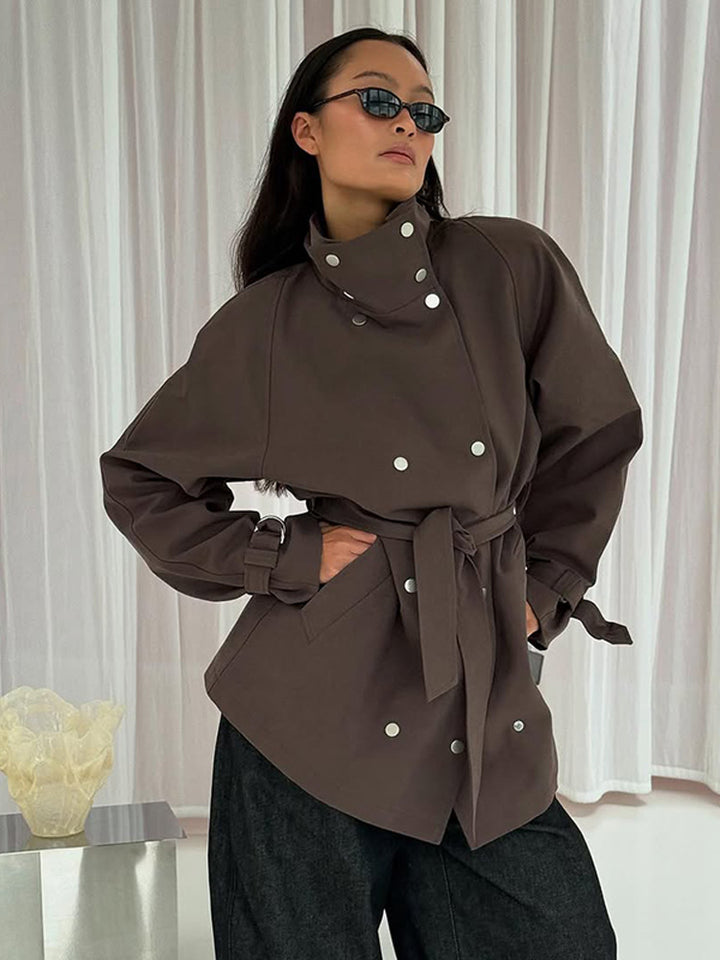 Damen Taillierbarer Oversize Kurztrench mit hohem Stehkragen, Druckknopffront und Bindegürtel Echoarchiv
