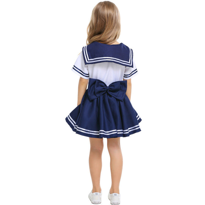 Mädchen Matrosen Outfit mit Rüschen und Schleifen Echo Archiv