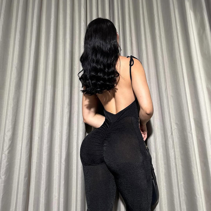 Damen eleganter Jumpsuit mit schmalem Schnitt und feinen Spaghettiträgern Echo Archiv