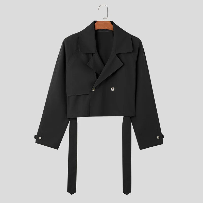 Damen Kurze Jacke mit doppelter Knopfleiste und bindbarem Saum Echoarchiv