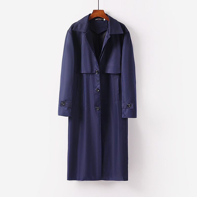 Damen leichter Trenchcoat mit verdeckter Knopfleiste und Schultercape Echoarchiv
