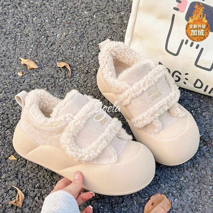 Damen Bequeme und stylische Sneaker mit Veloursleder-Details Echo Archiv