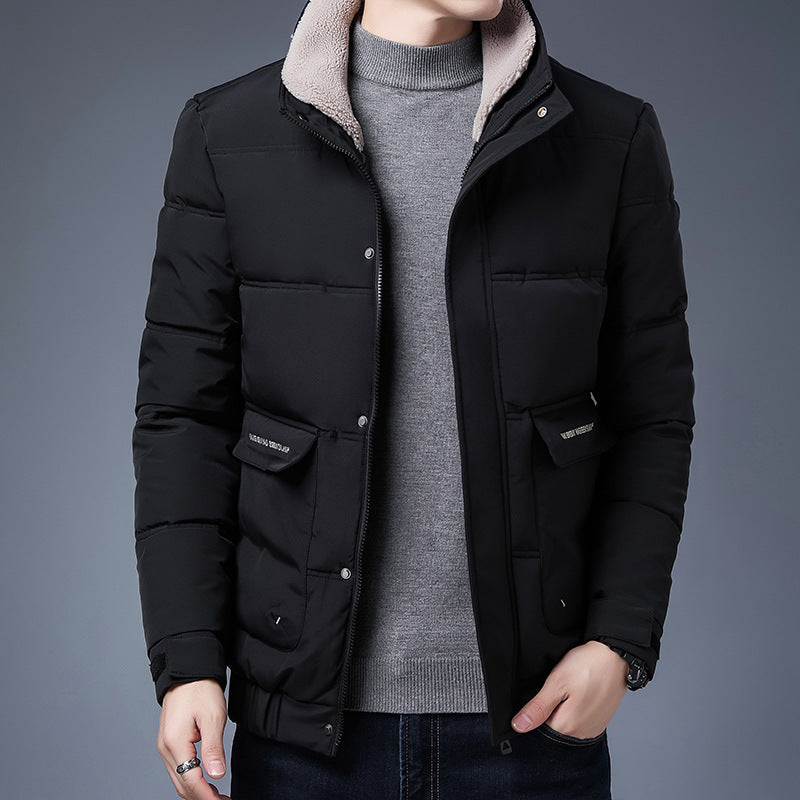 Herren gesteppte Winterjacke mit hochschützendem Kragen und praktischen Taschen Echoarchiv