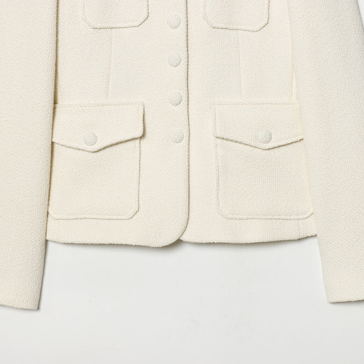 Damen strukturierte Bouclé Kurzjacke mit Stehkragen, vier aufgesetzten Pattentaschen und bezogenen Knöpfen – Célinea
