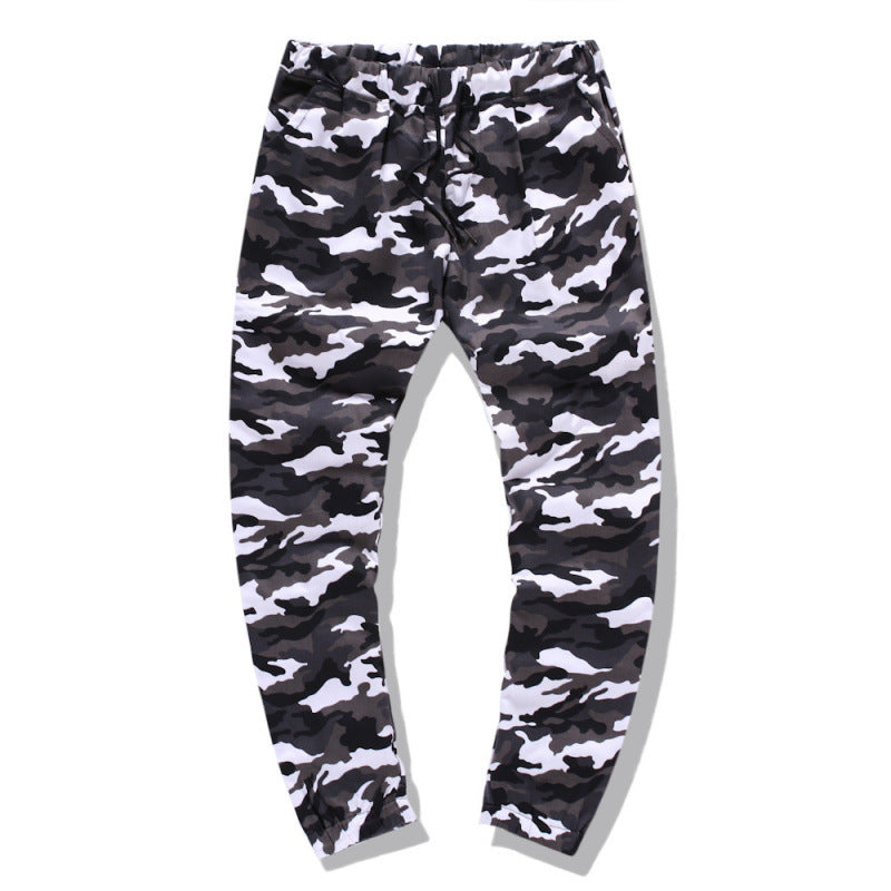 Herren Cargohose im modernen Camouflage-Design mit elastischem Bund Echoarchiv